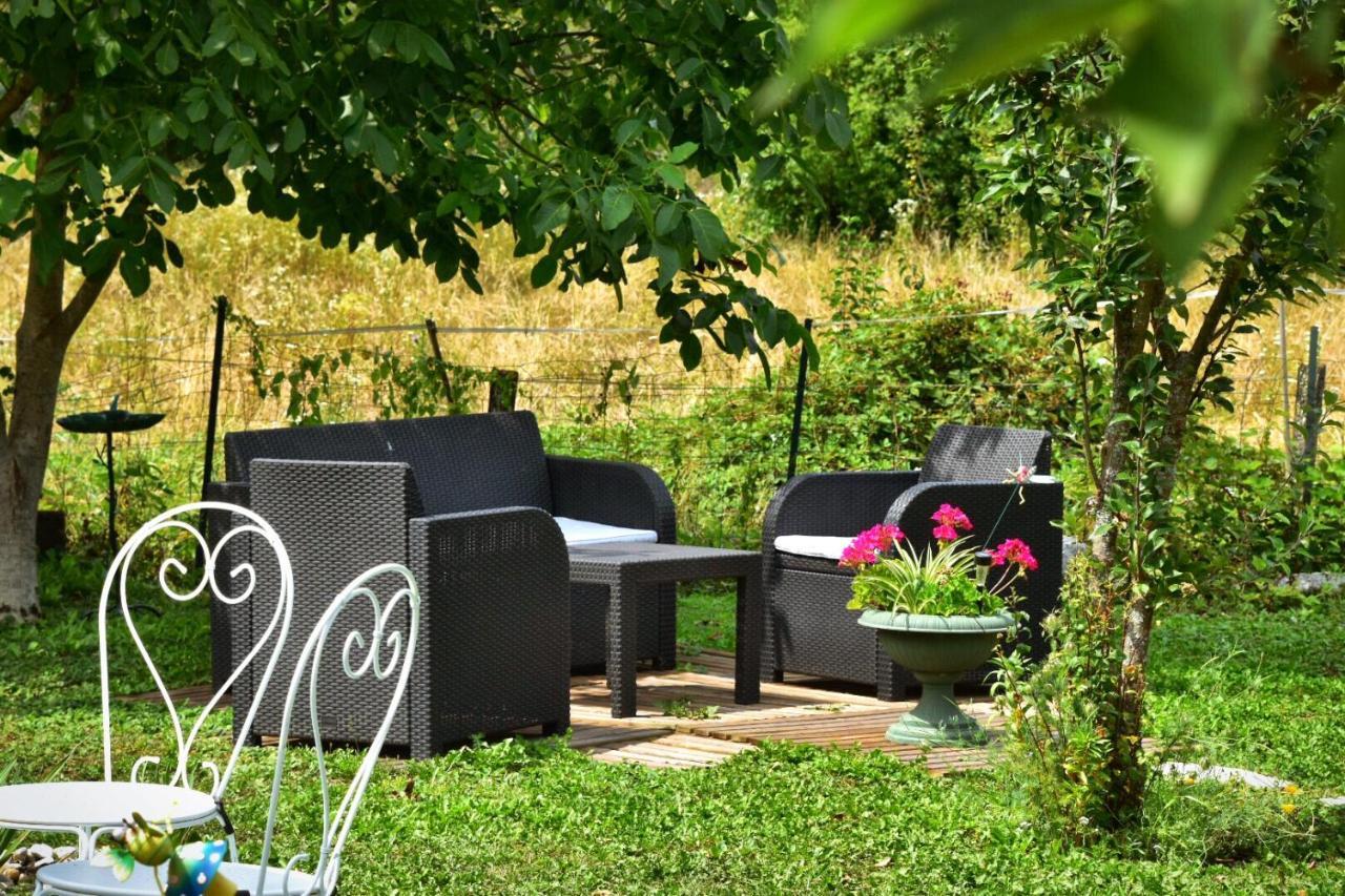 Douce Vallee Bed & Breakfast *